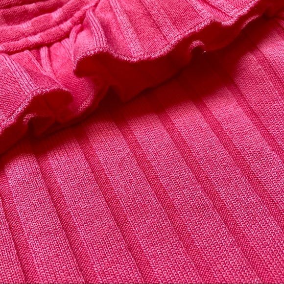 Barbie pink off-the-shoulder ribbed ruffled top - Picture 6 of 8